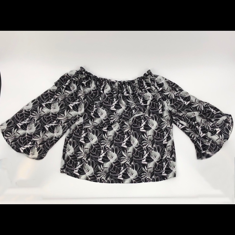 Off the shoulder Sioni blouse